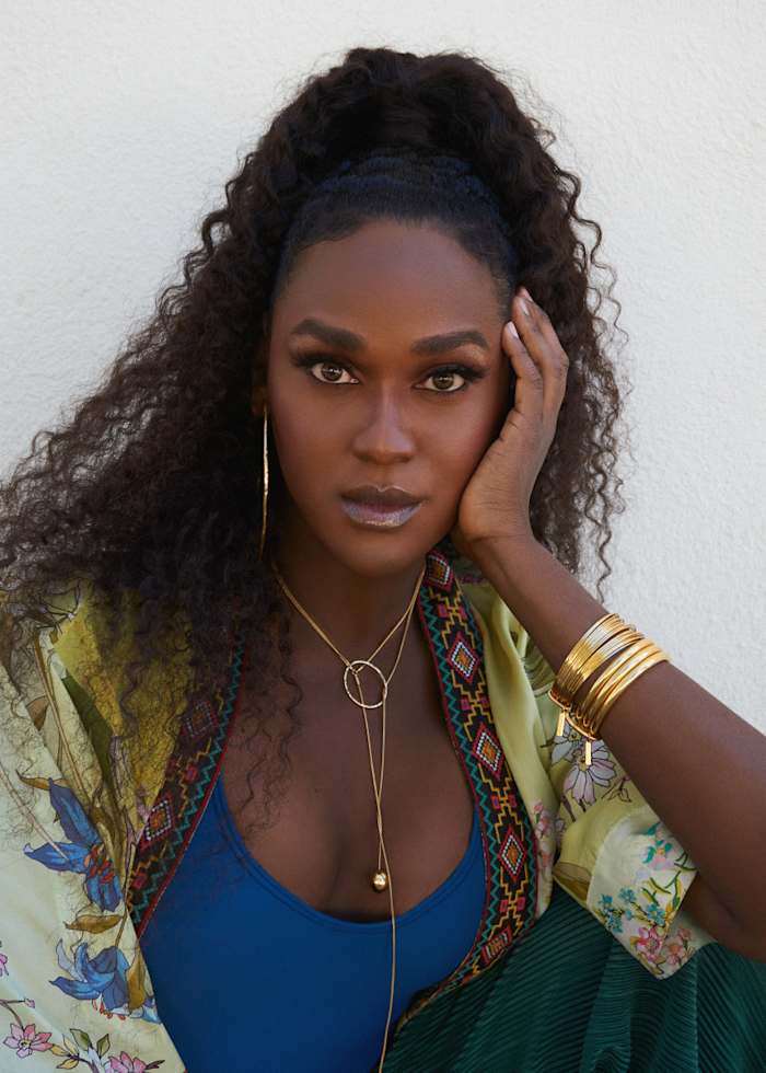 Andi Frederic photographed by Julia Kiecksee